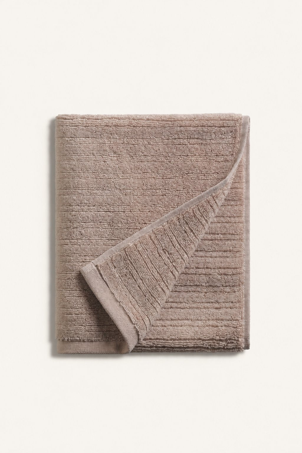 Pavia Home Aviola — Folded Antik towels