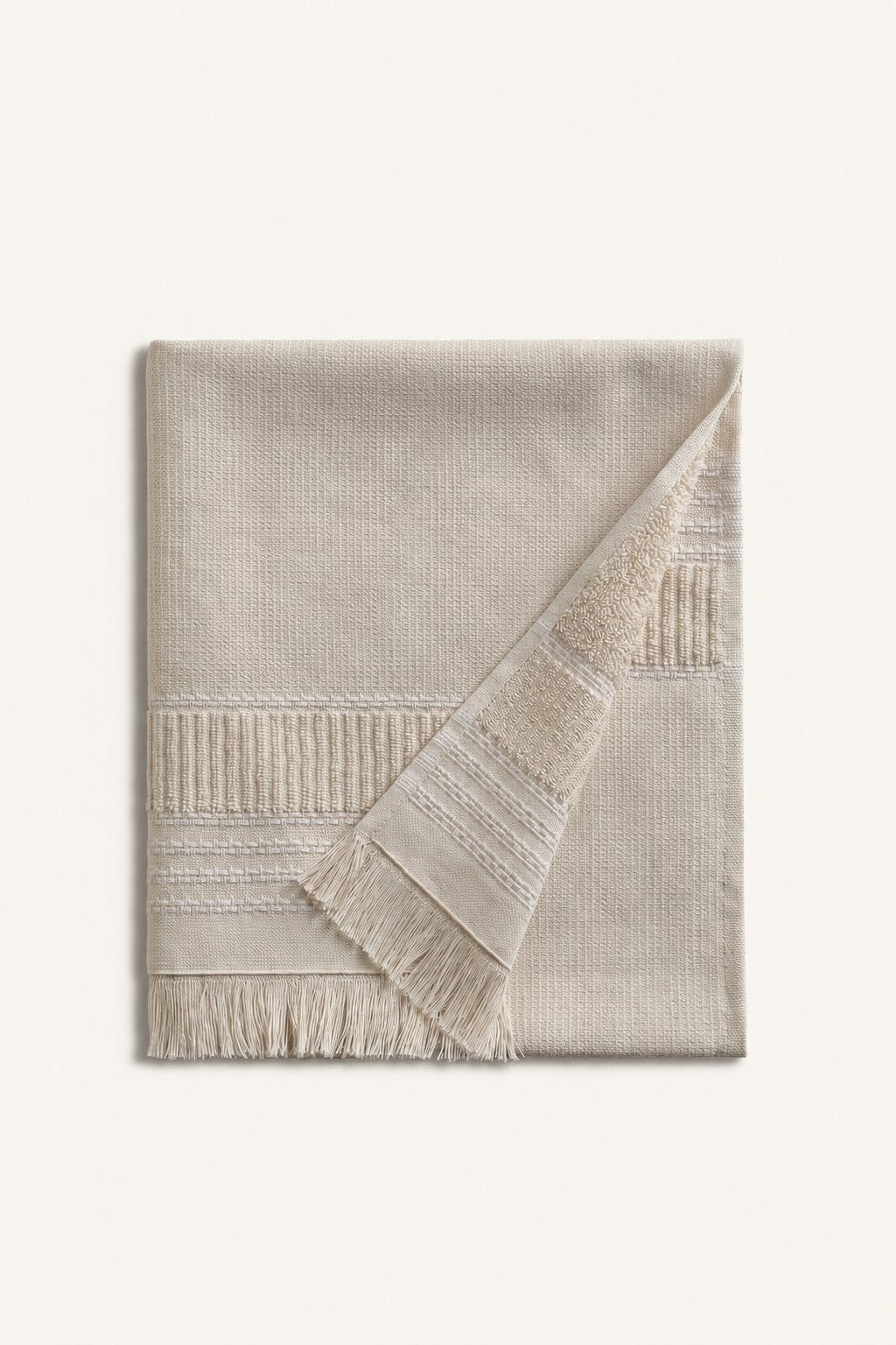 Pavia Home Boden towel set — beige folded