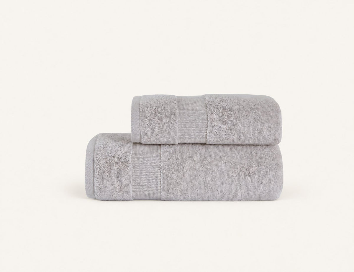 Pavia Home Luan towel set — grey stacked towels