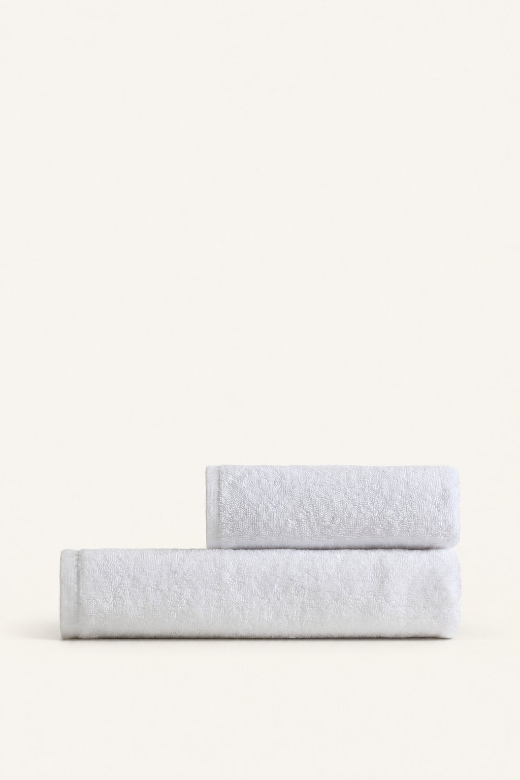 Nicol two-piece towel set in White