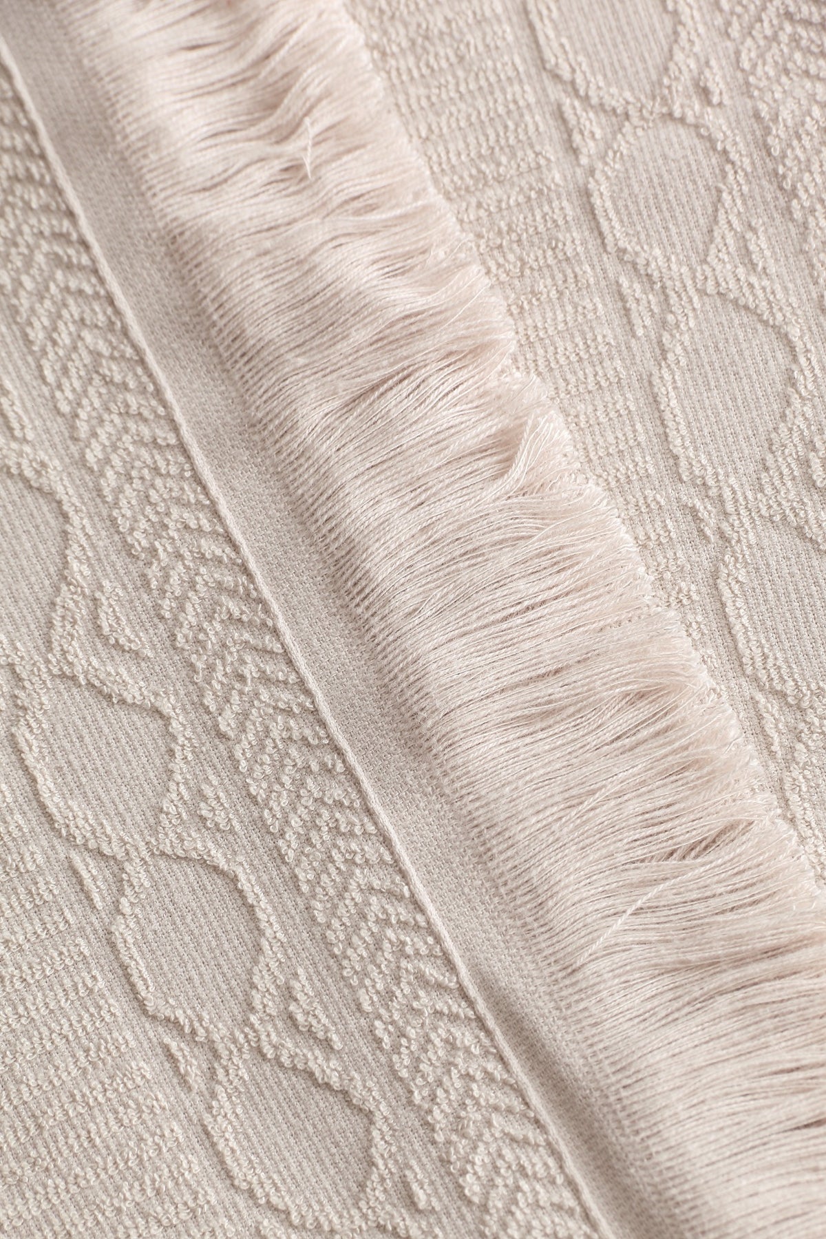 Pavia Home Elina — Beige fabric detail