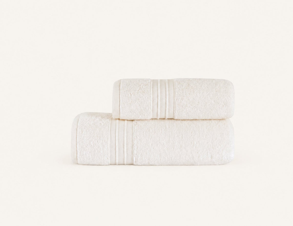Jony two-piece towel set in Ecru